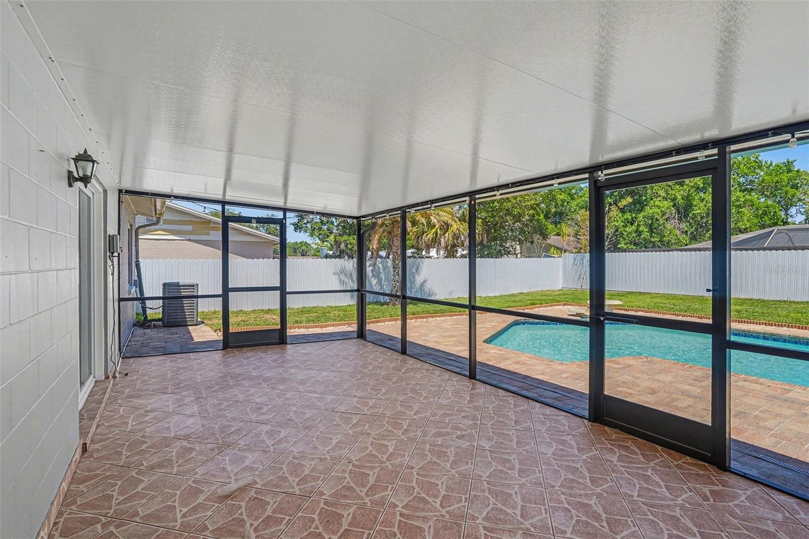 Image 18 of 21 For 3718 Greenford Street