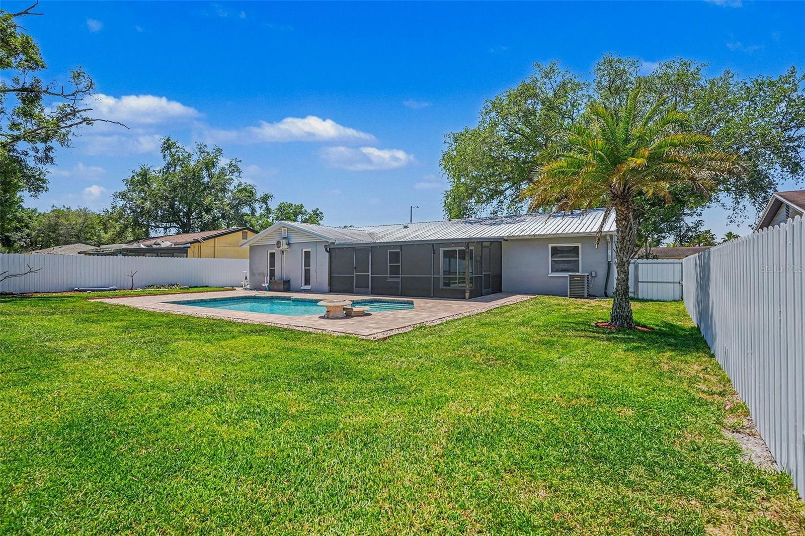 Image 20 of 21 For 3718 Greenford Street