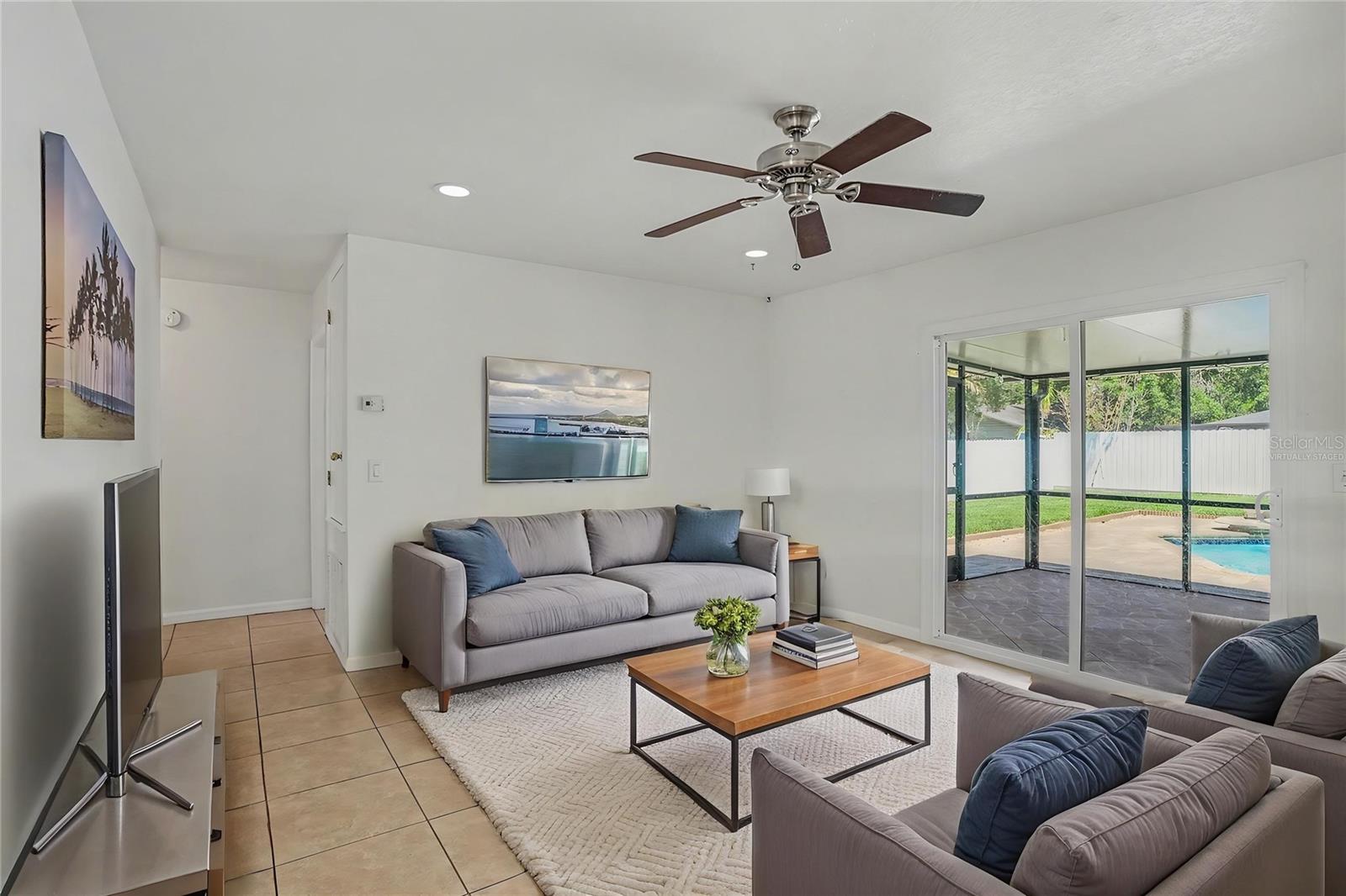 Image 4 of 21 For 3718 Greenford Street