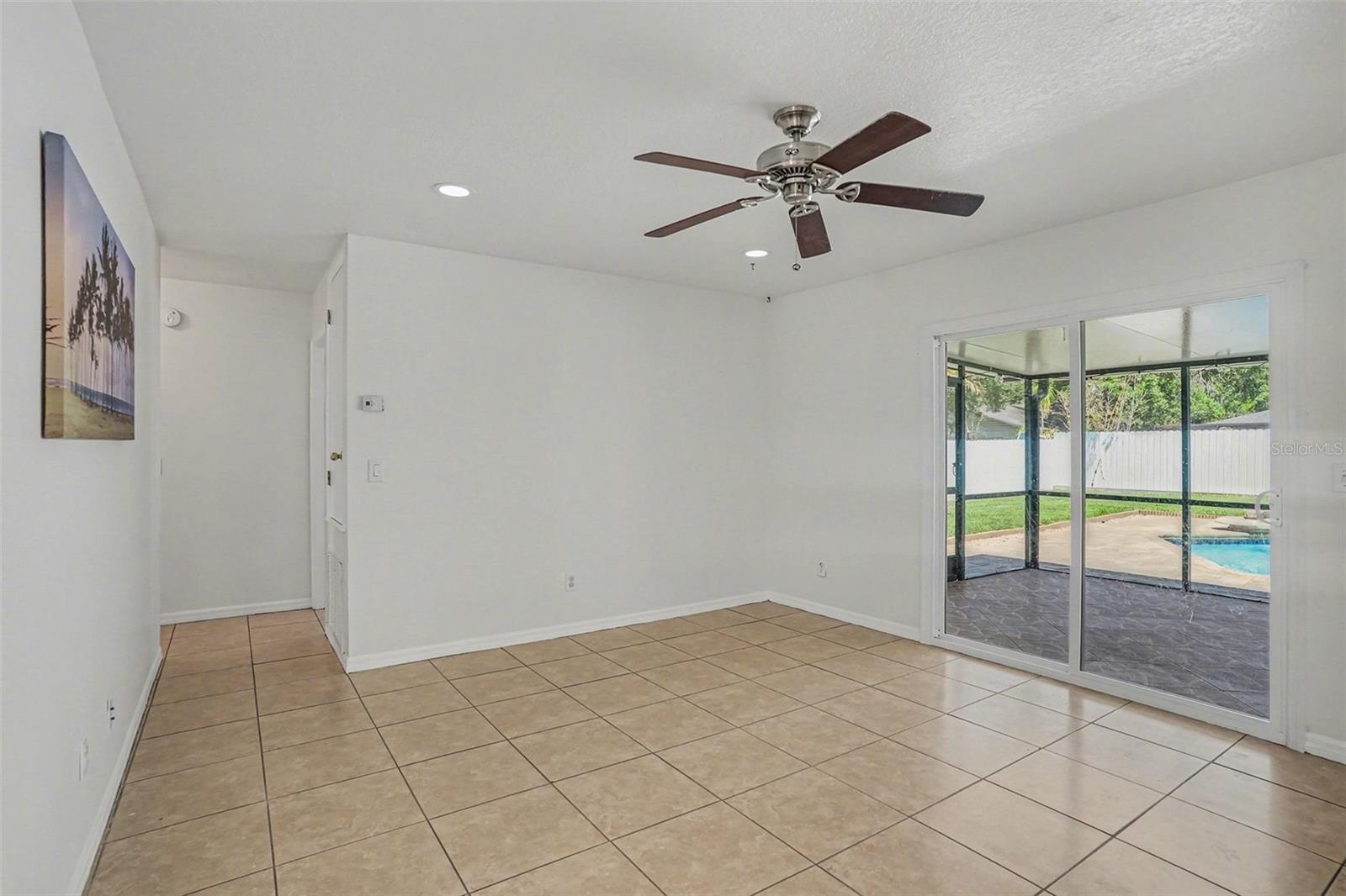 Image 5 of 21 For 3718 Greenford Street