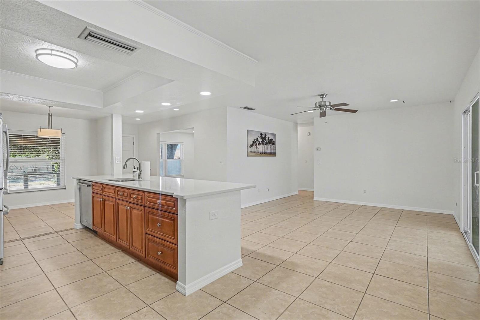 Image 8 of 21 For 3718 Greenford Street