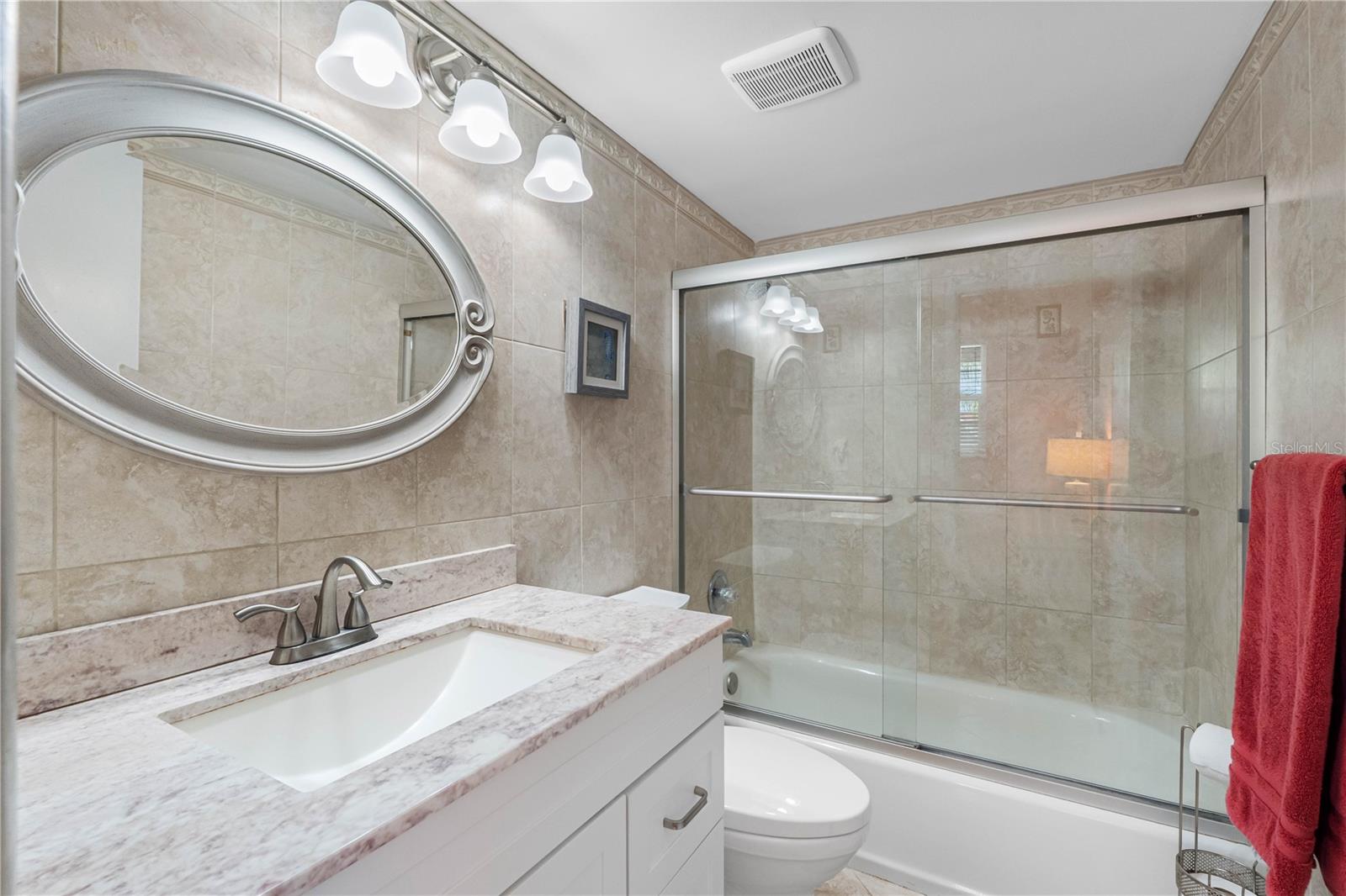 Image 48 of 73 For 19701 Gulf Boulevard 307