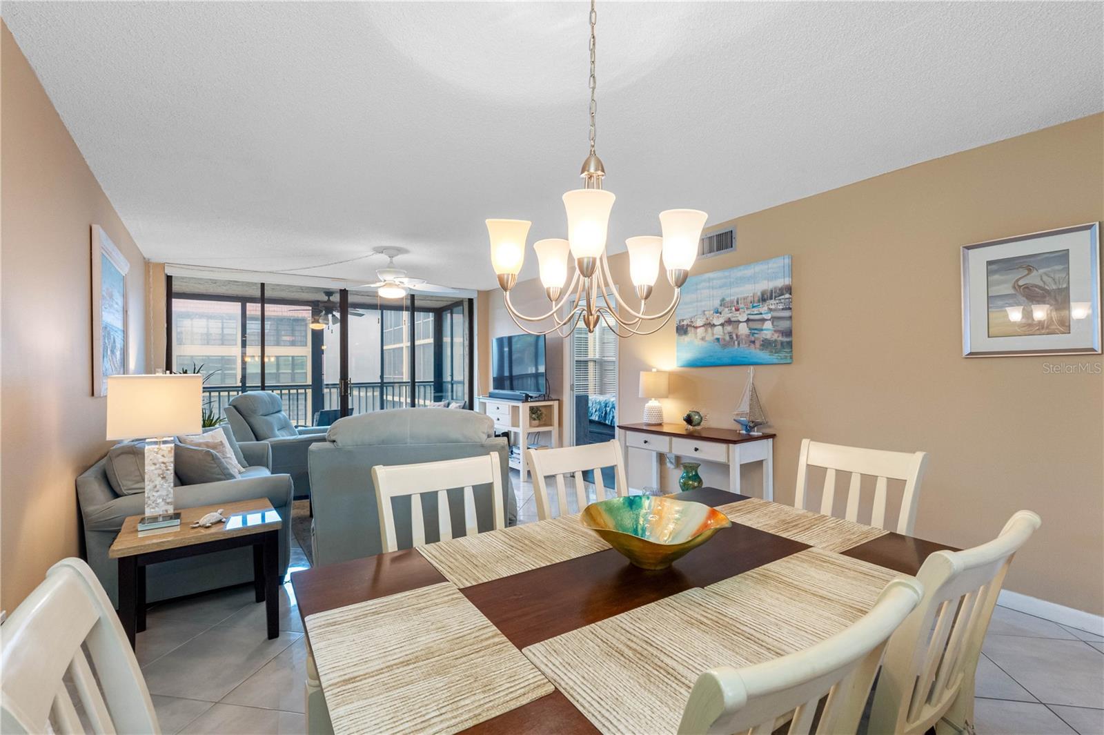 Image 59 of 73 For 19701 Gulf Boulevard 307