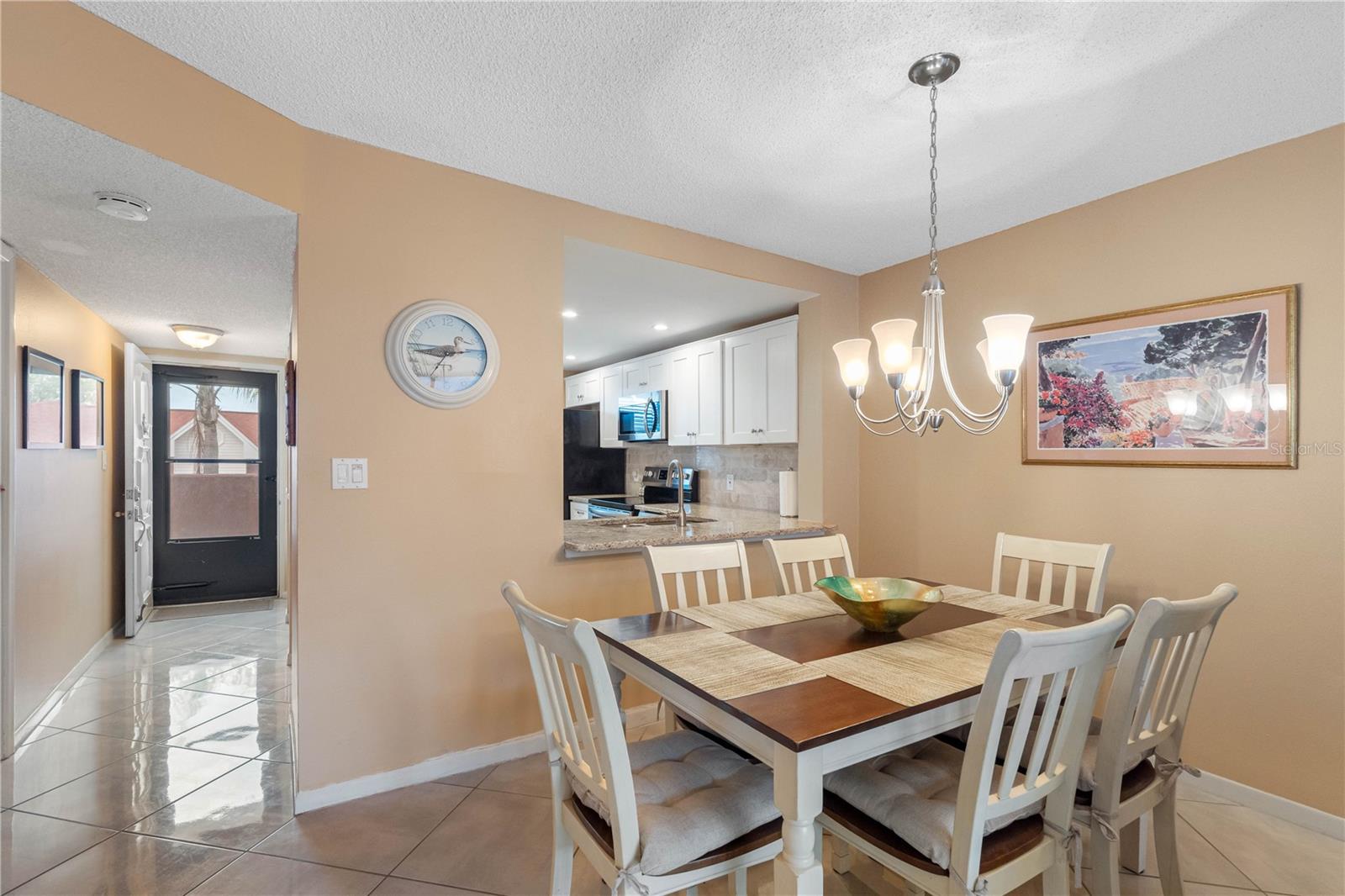 Image 60 of 73 For 19701 Gulf Boulevard 307