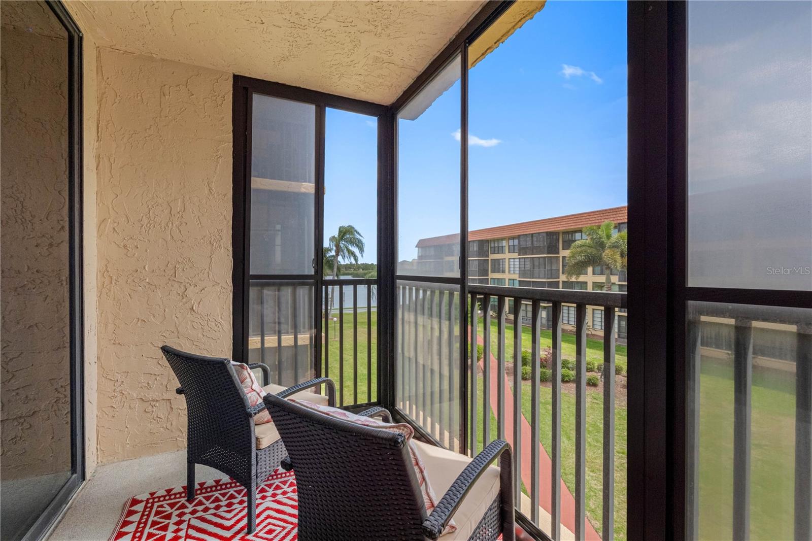 Image 69 of 73 For 19701 Gulf Boulevard 307