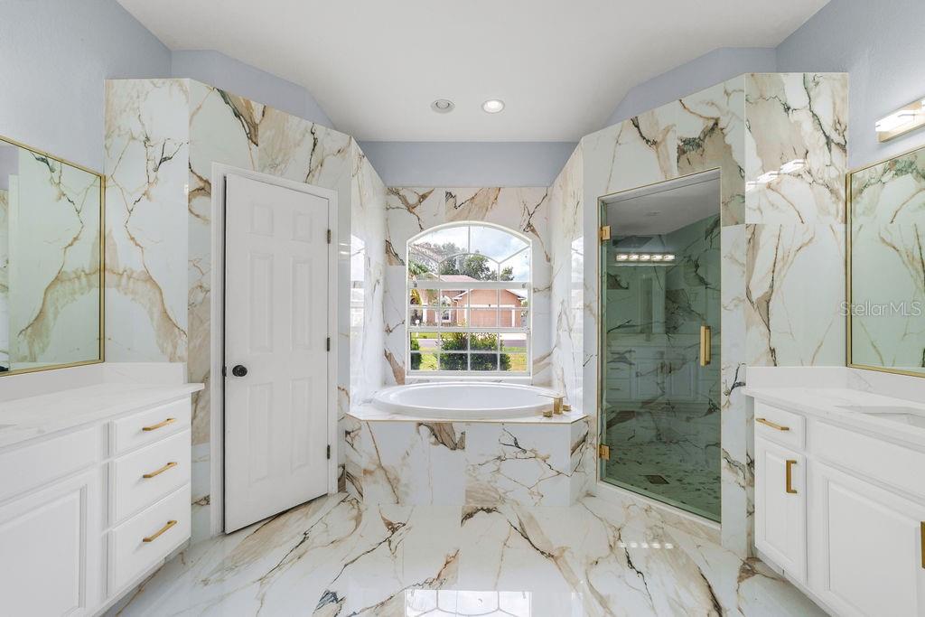 Image 15 of 62 For 258 Terranova Boulevard