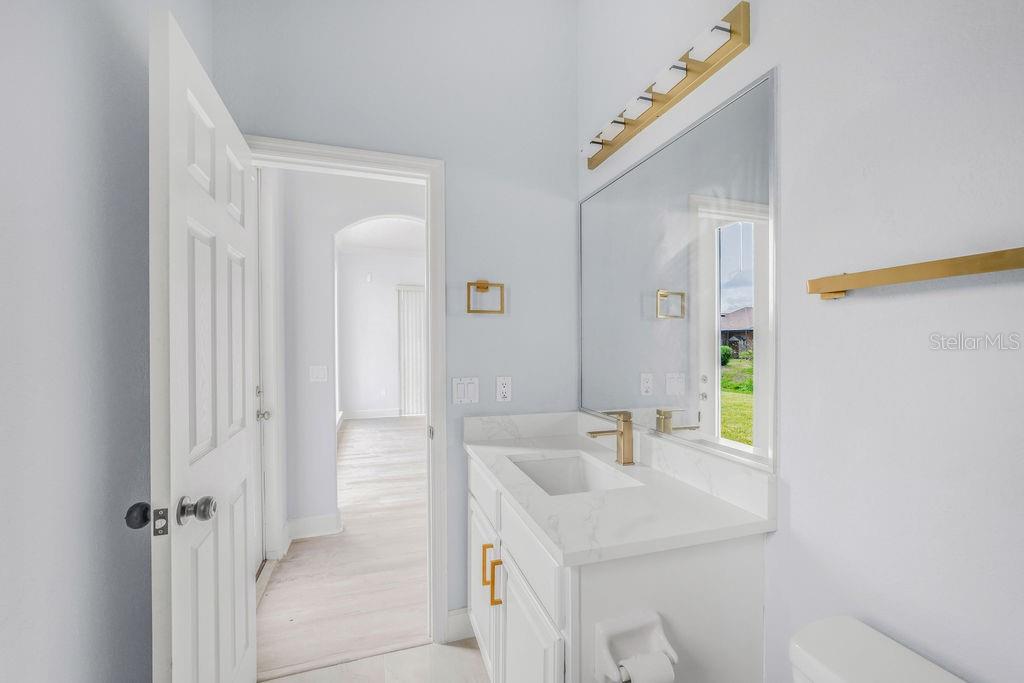 Image 33 of 62 For 258 Terranova Boulevard