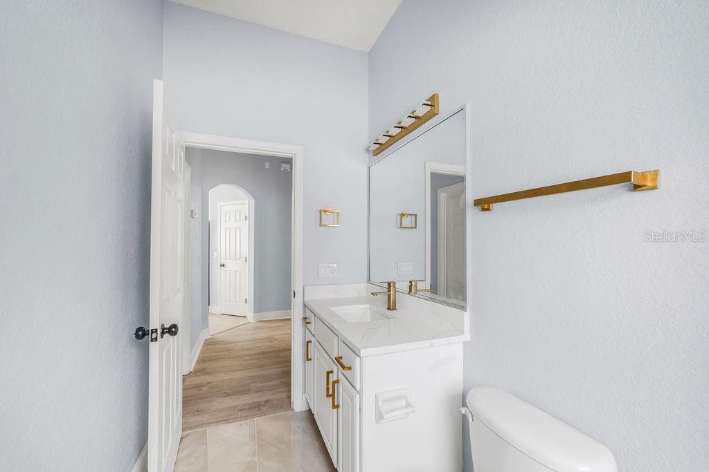 Image 40 of 62 For 258 Terranova Boulevard