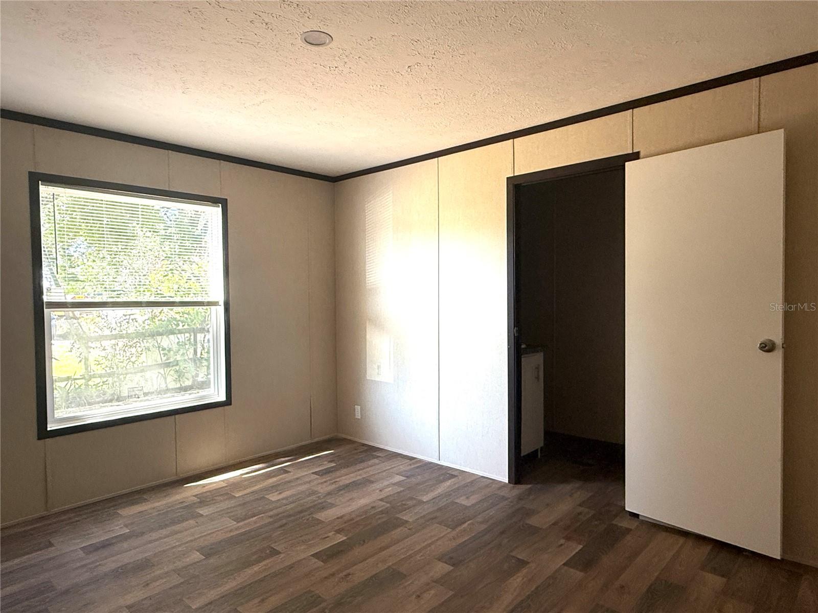 Image 14 of 20 For 806 Swindell Avenue N