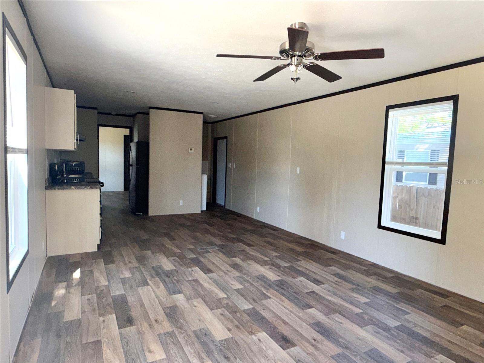 Image 7 of 20 For 806 Swindell Avenue N