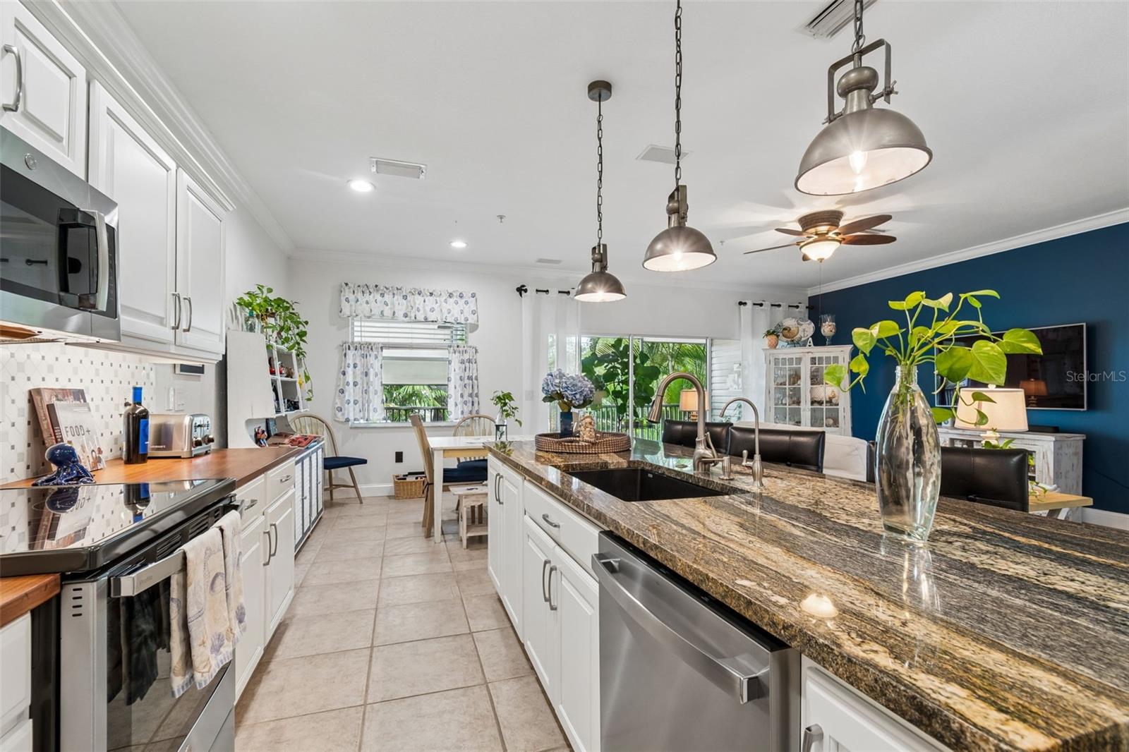 Image 17 of 68 For 3112 Oyster Bayou Way