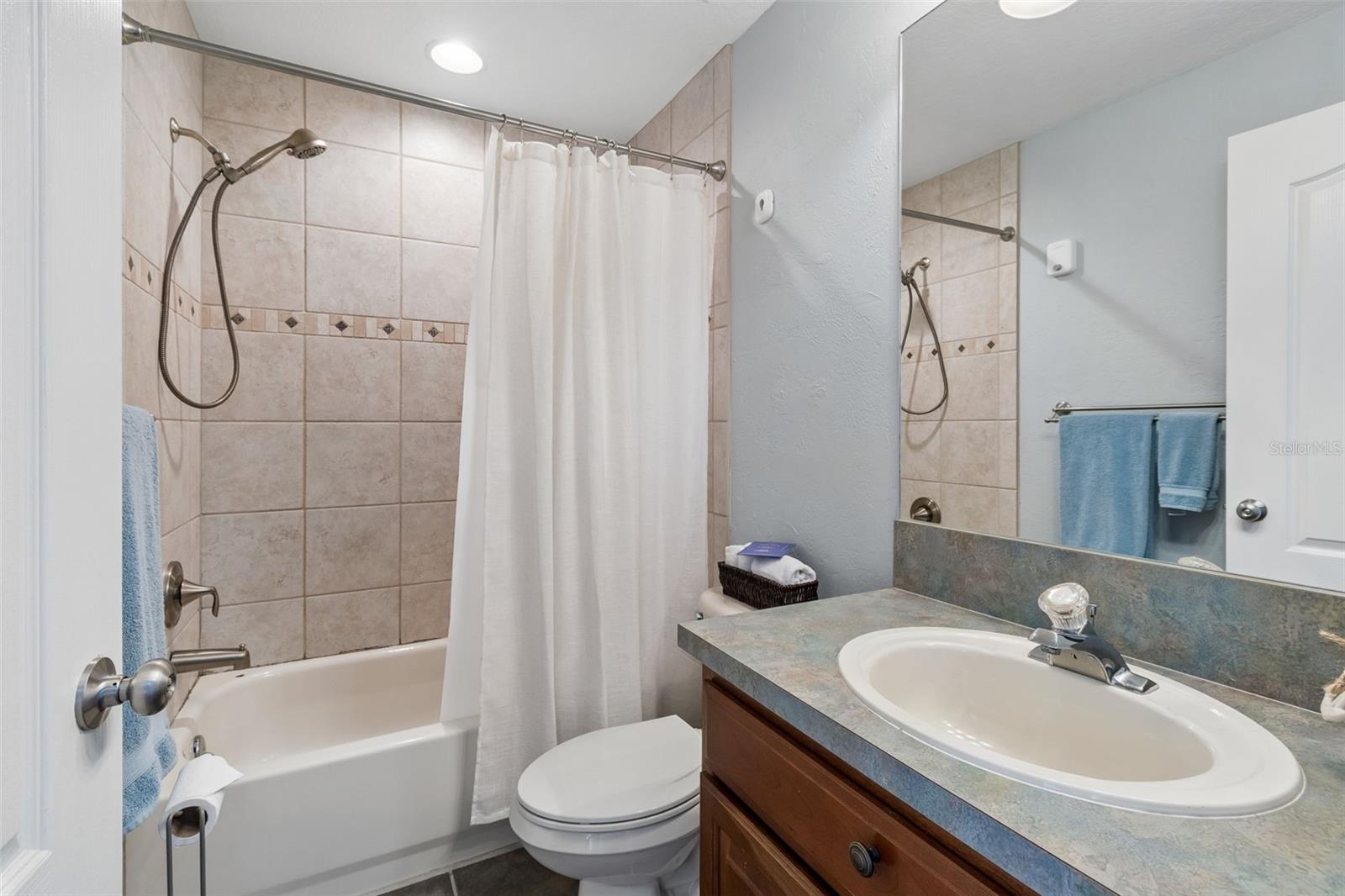 Image 37 of 68 For 3112 Oyster Bayou Way