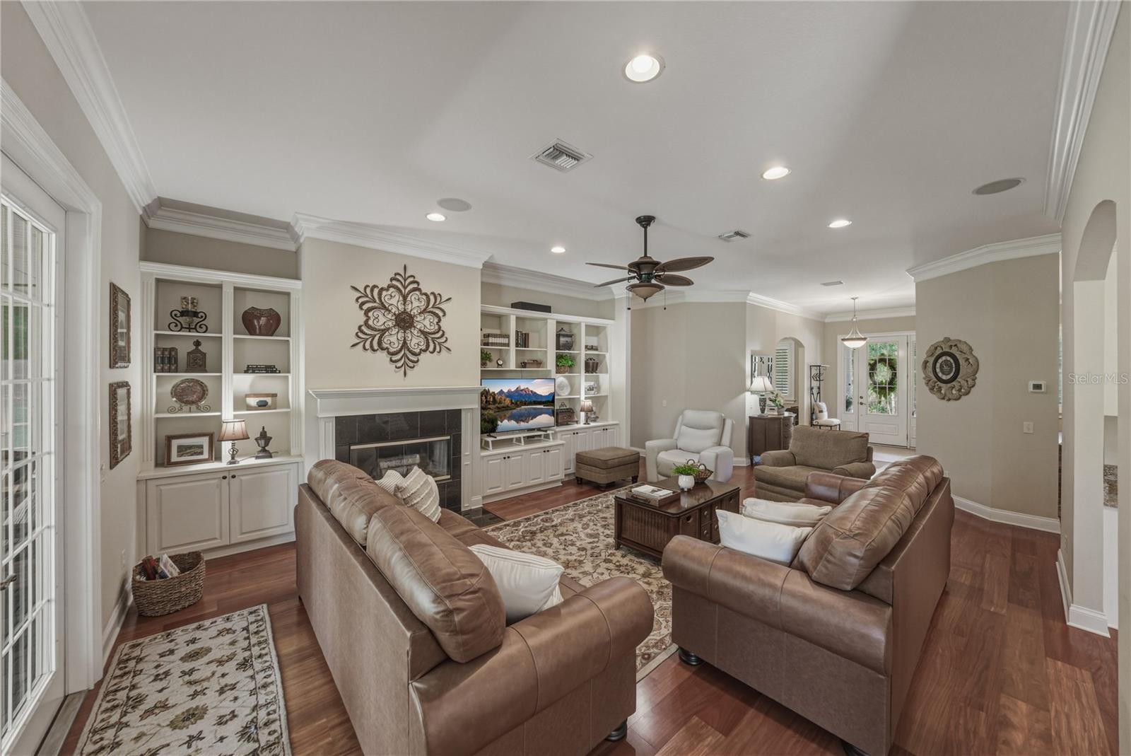 Image 15 of 72 For 810 Savannah Oaks Drive