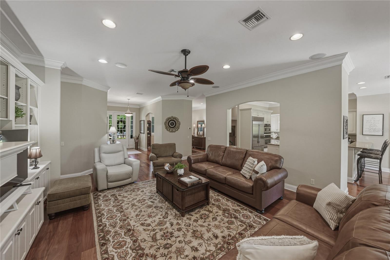 Image 16 of 72 For 810 Savannah Oaks Drive