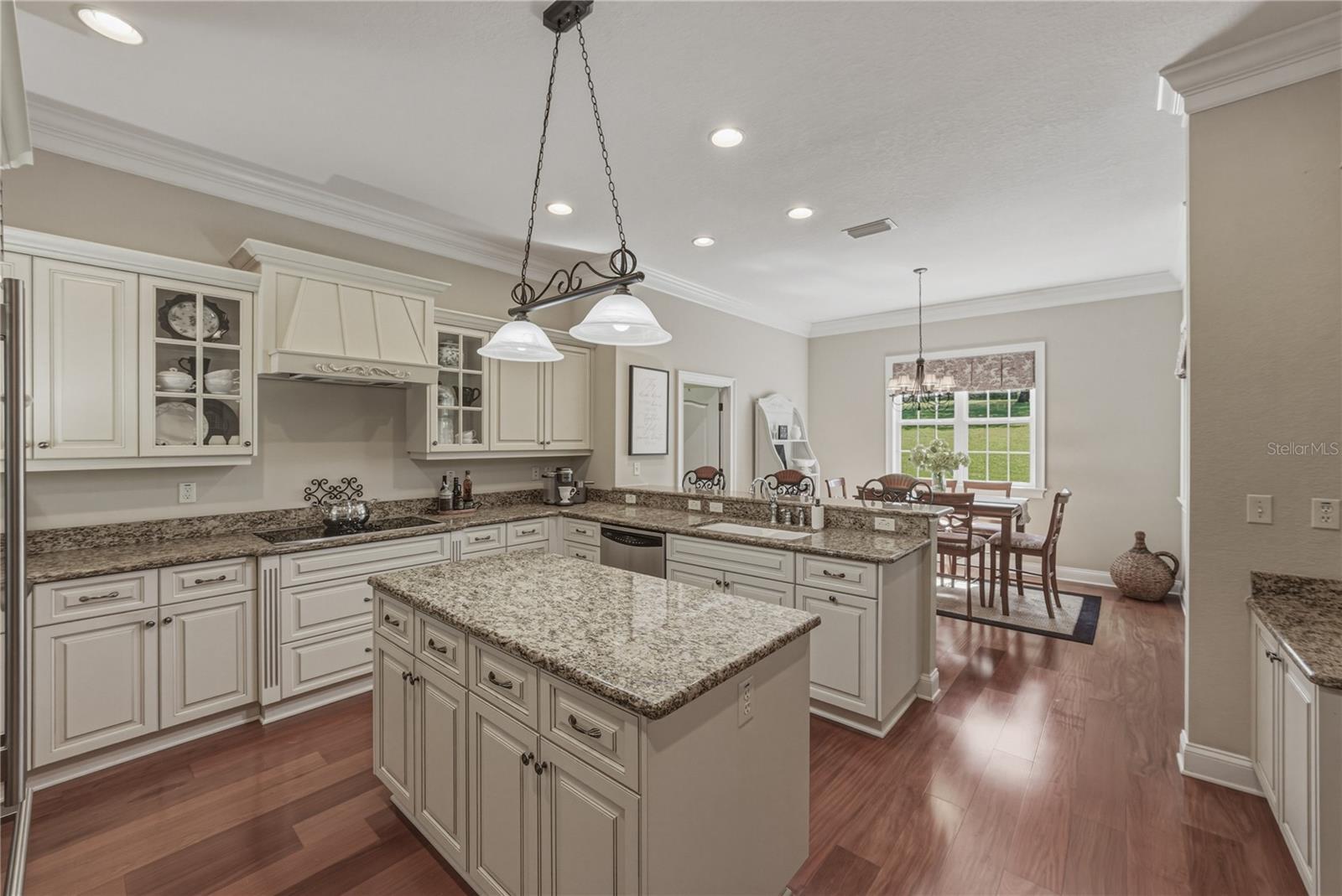 Image 23 of 72 For 810 Savannah Oaks Drive