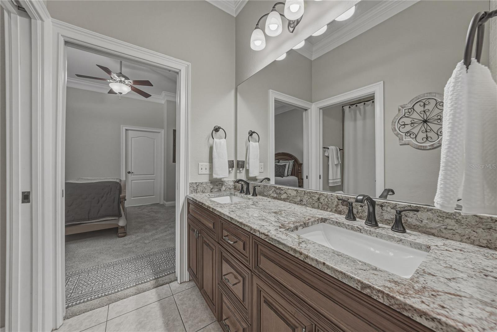 Image 44 of 72 For 810 Savannah Oaks Drive