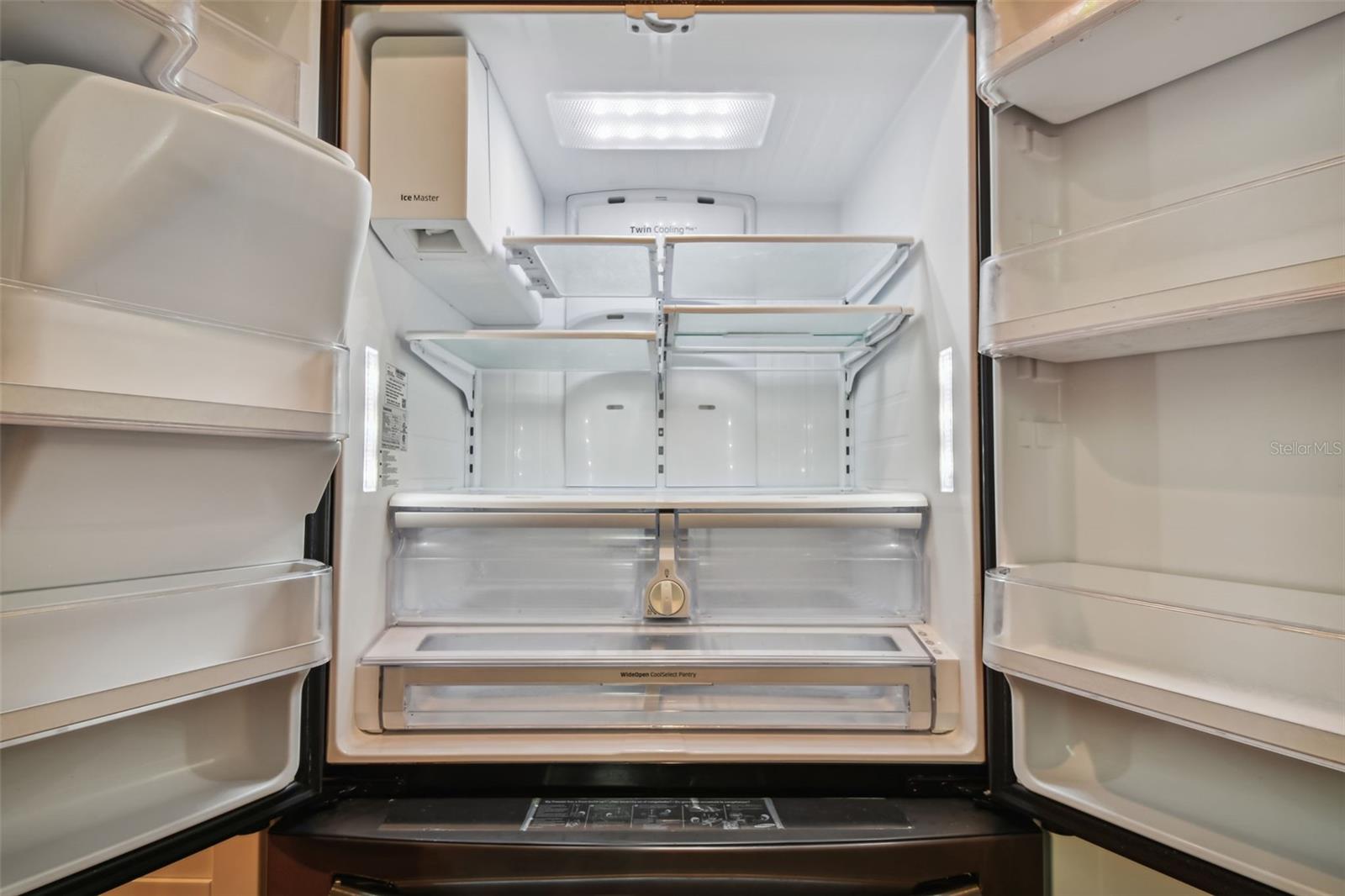 Image 10 of 39 For 2310 30th Avenue N