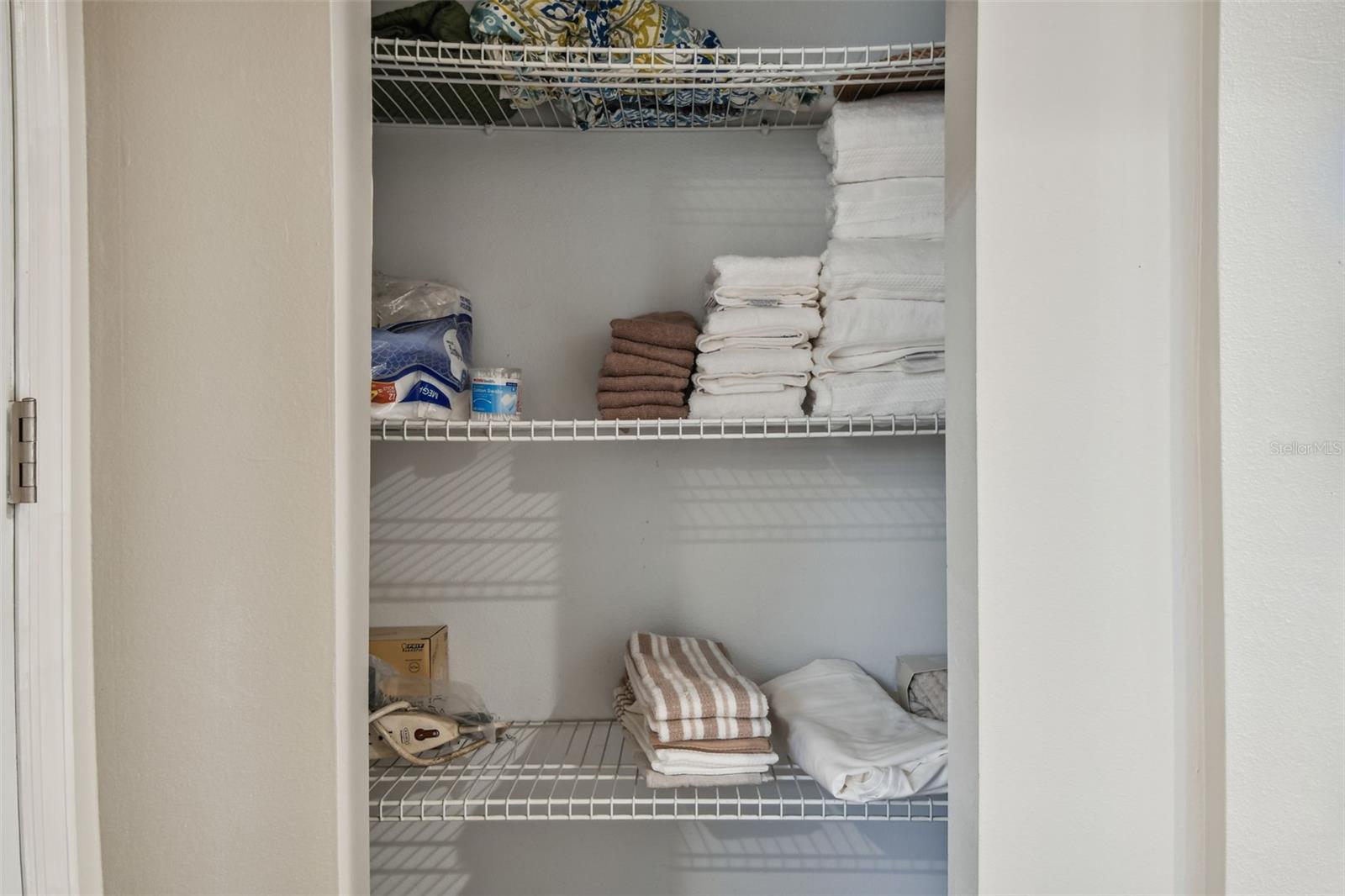 Image 20 of 39 For 2310 30th Avenue N