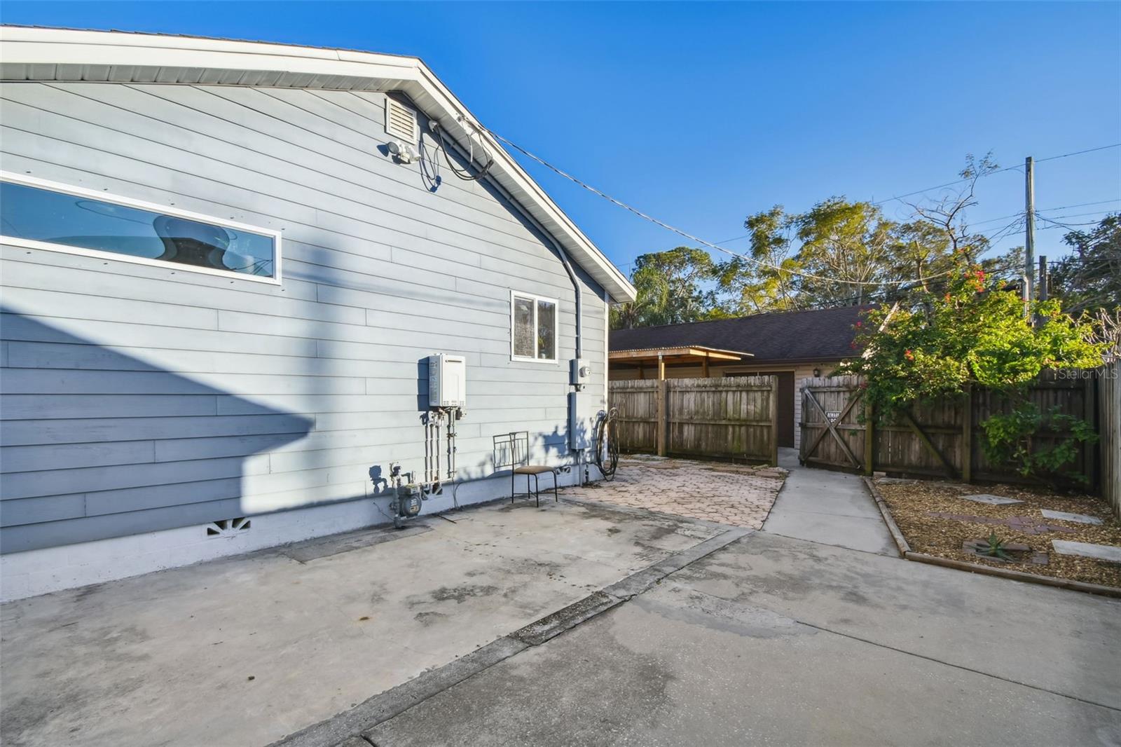 Image 26 of 39 For 2310 30th Avenue N