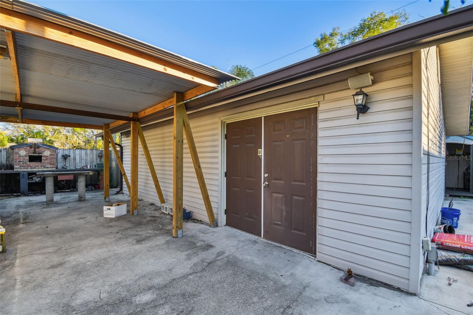 Image 27 of 39 For 2310 30th Avenue N