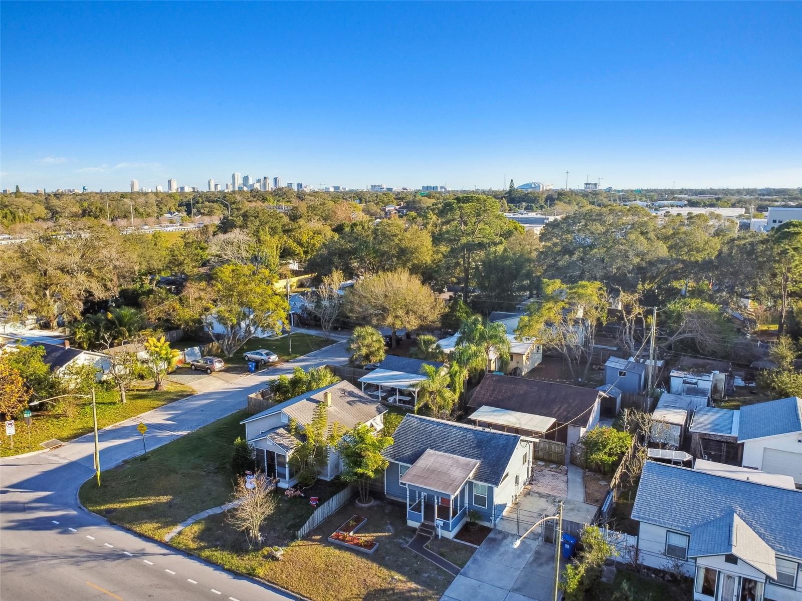 Image 32 of 39 For 2310 30th Avenue N