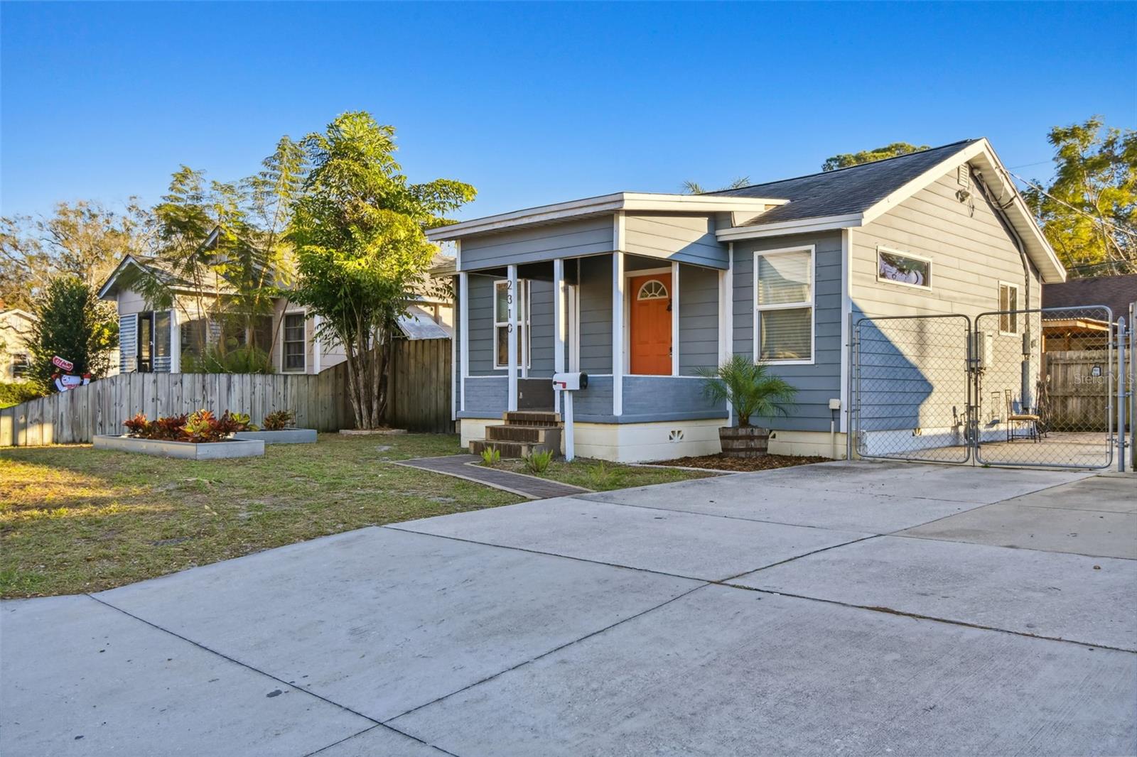 Image 38 of 39 For 2310 30th Avenue N