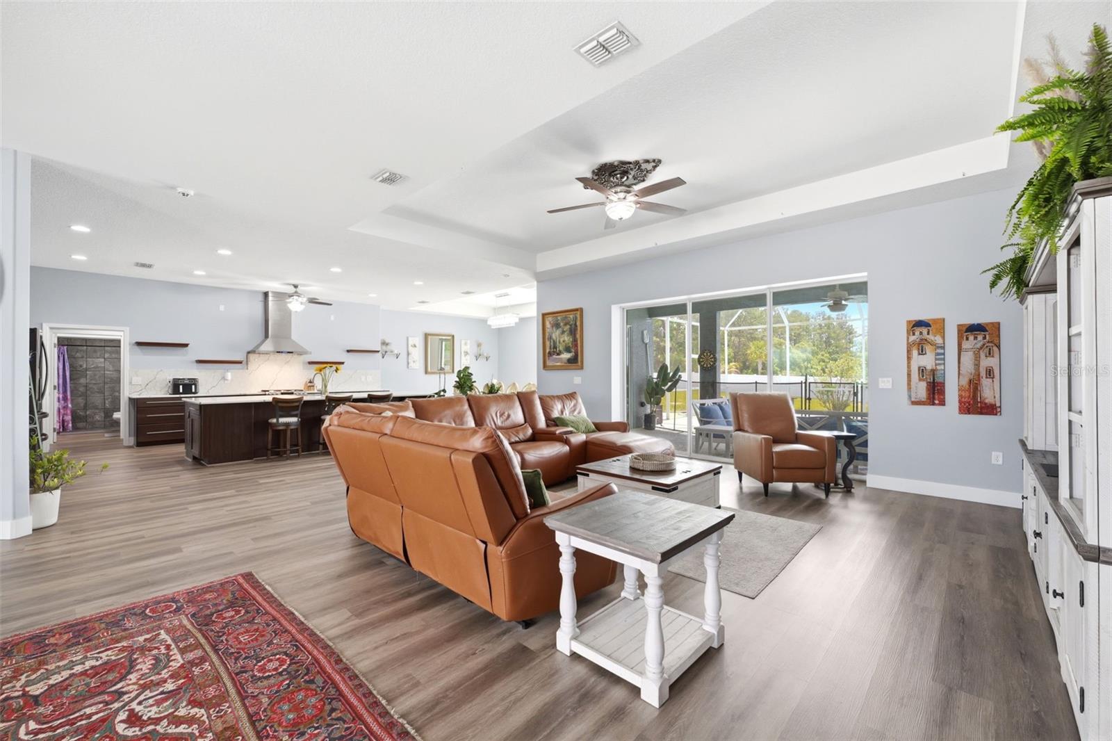 Image 13 of 90 For 6152 64th Street