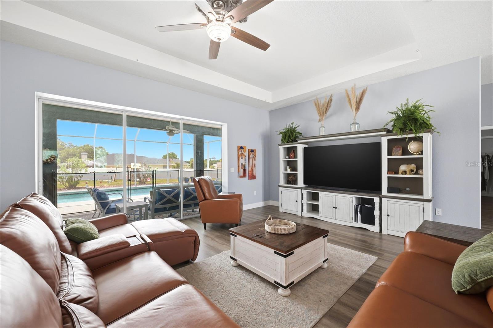 Image 16 of 90 For 6152 64th Street