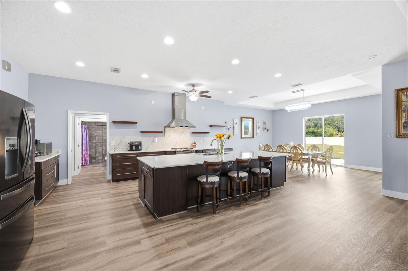 Image 17 of 90 For 6152 64th Street