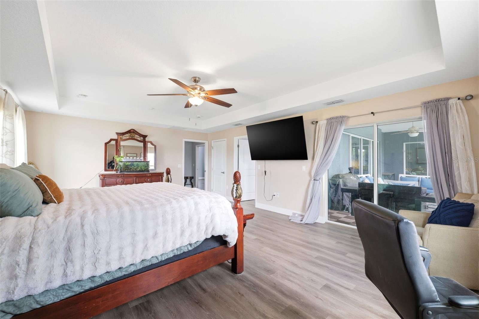 Image 35 of 90 For 6152 64th Street