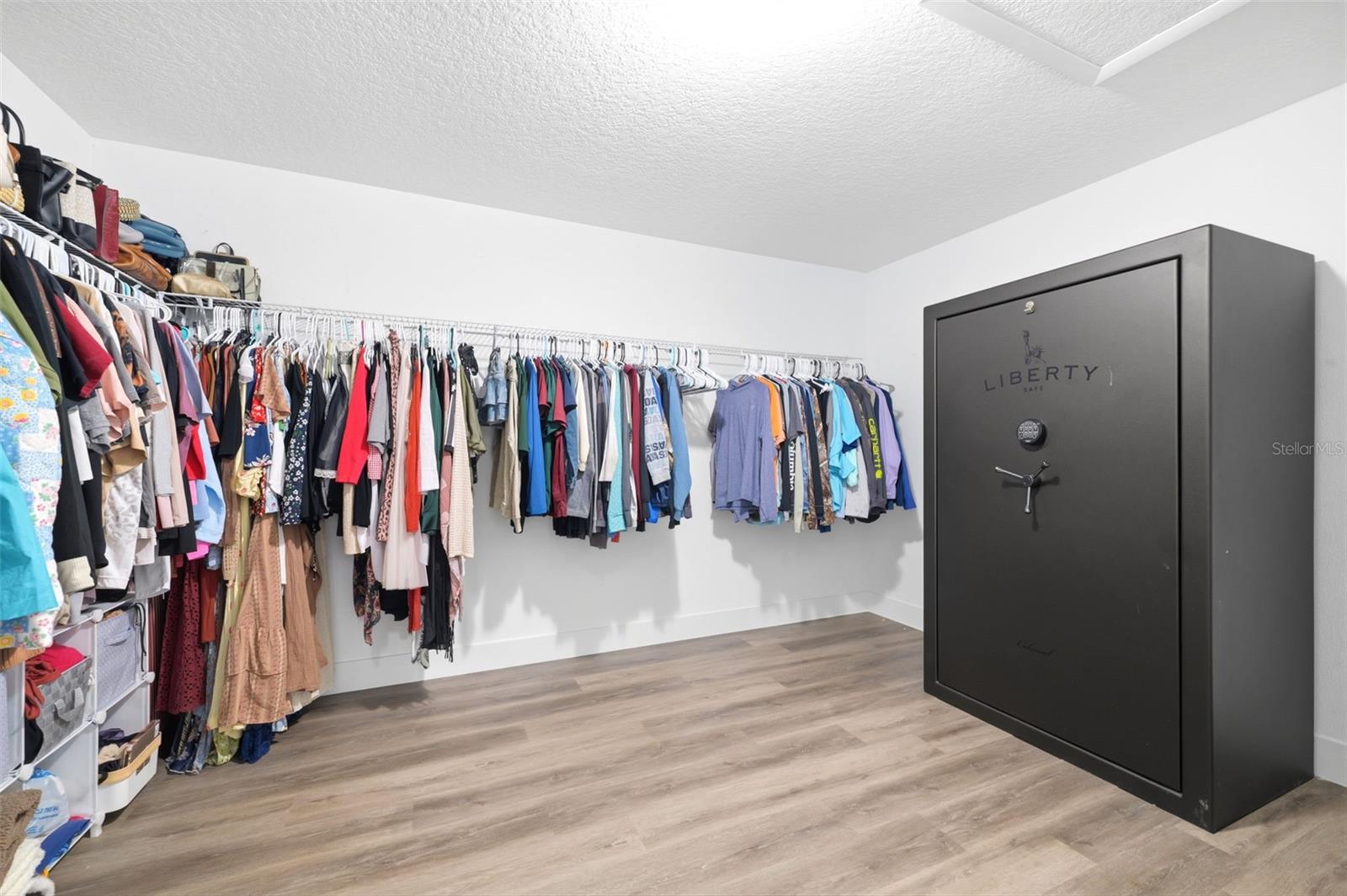 Image 40 of 90 For 6152 64th Street