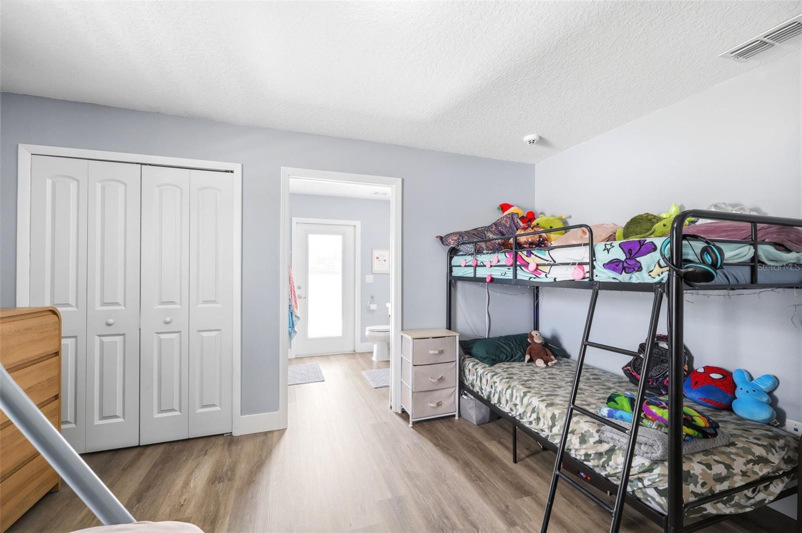 Image 47 of 90 For 6152 64th Street