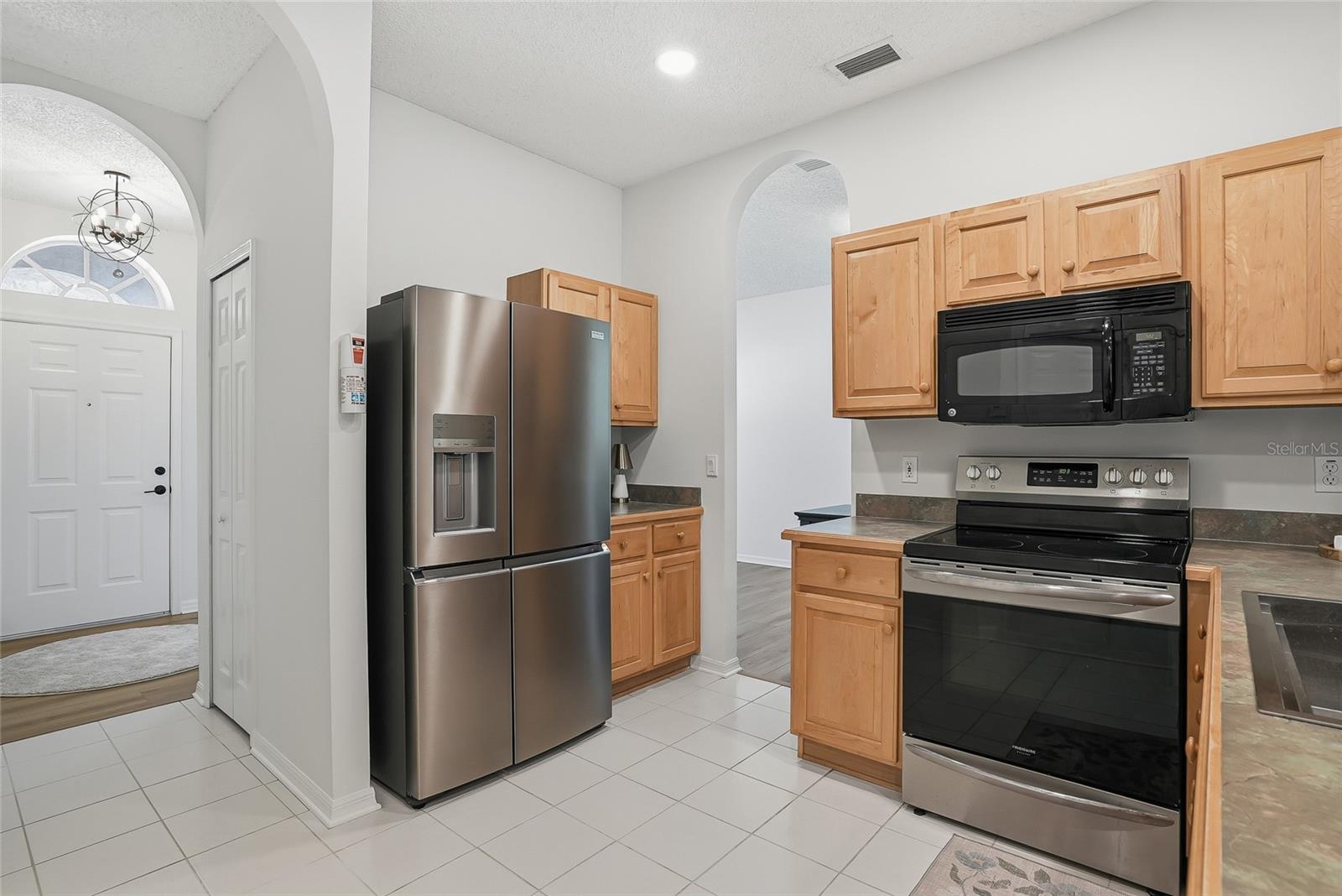 Image 13 of 50 For 12514 Loquat Way