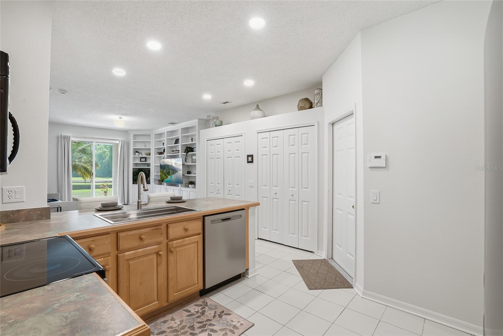 Image 14 of 50 For 12514 Loquat Way