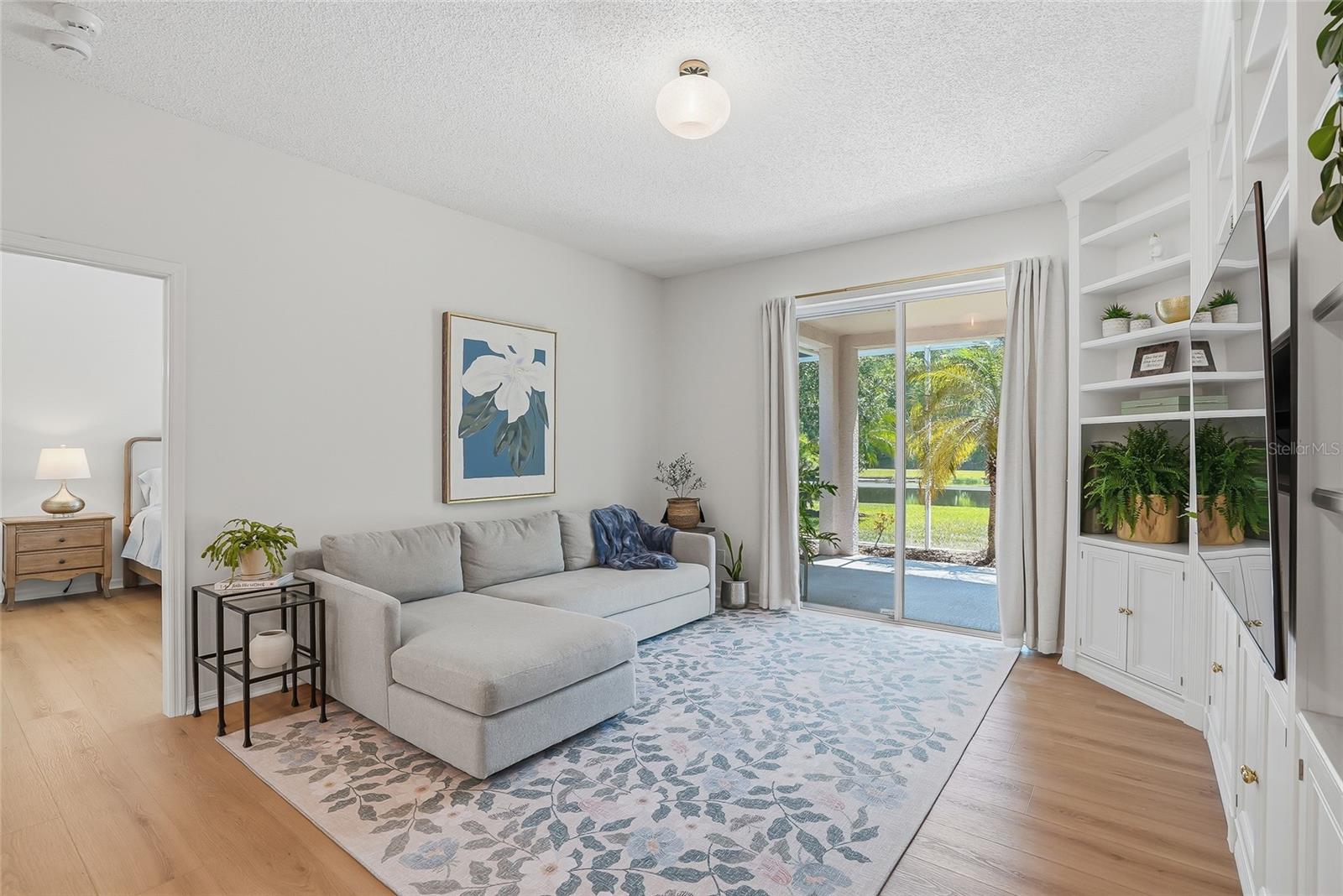 Image 17 of 50 For 12514 Loquat Way