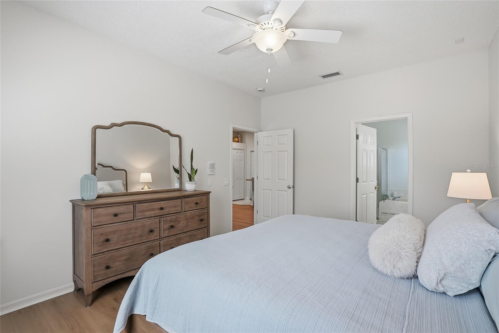 Image 21 of 50 For 12514 Loquat Way