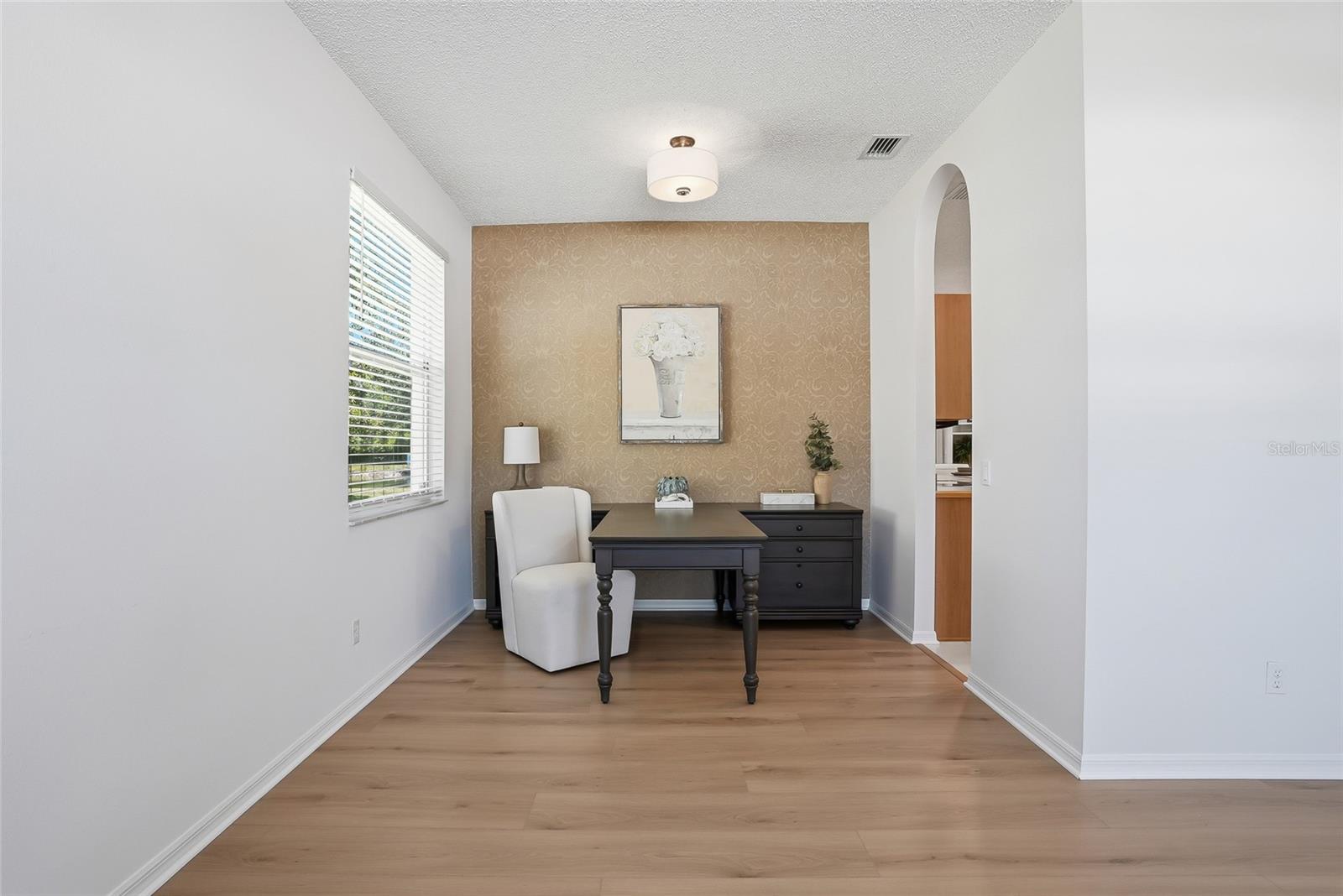 Image 9 of 50 For 12514 Loquat Way