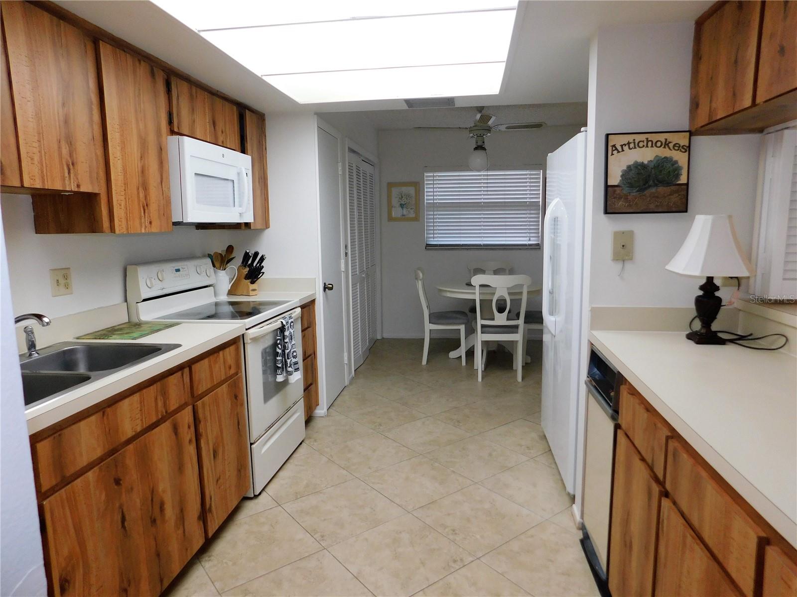 Image 11 of 25 For 70 Joanne Place 70