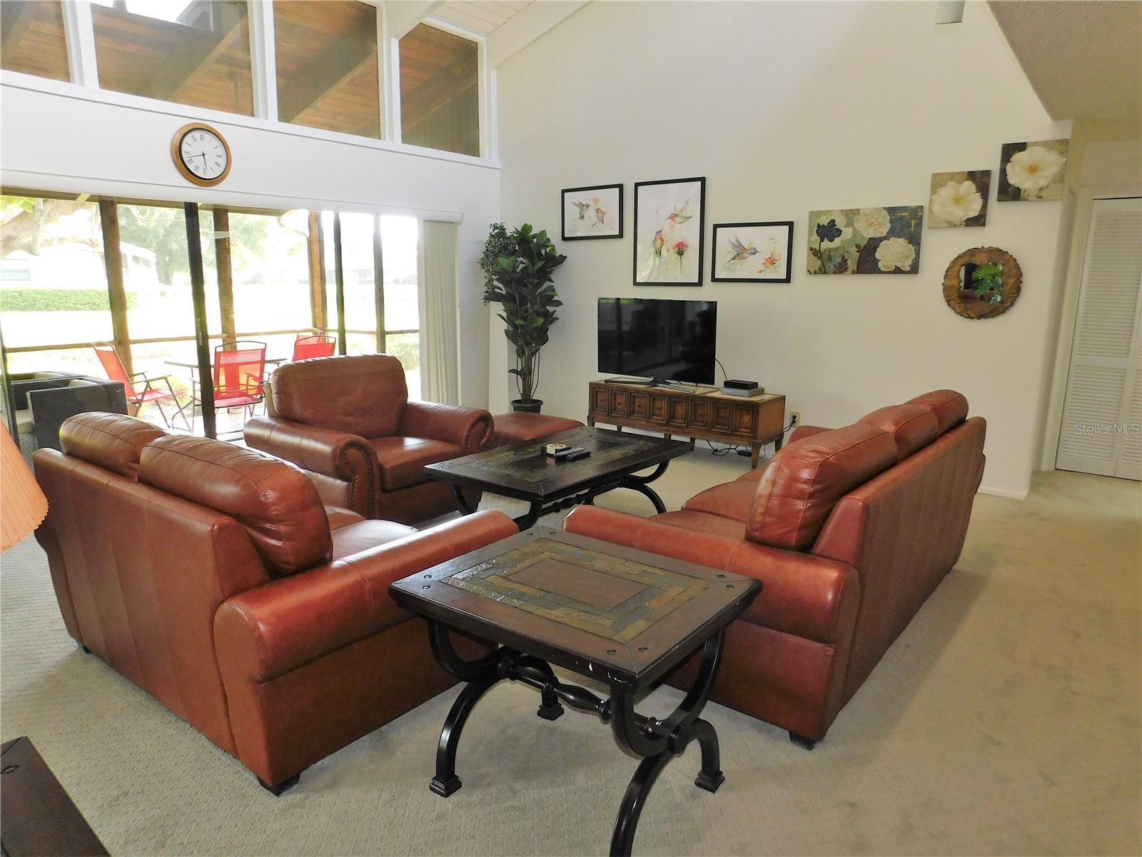 Image 4 of 25 For 70 Joanne Place 70