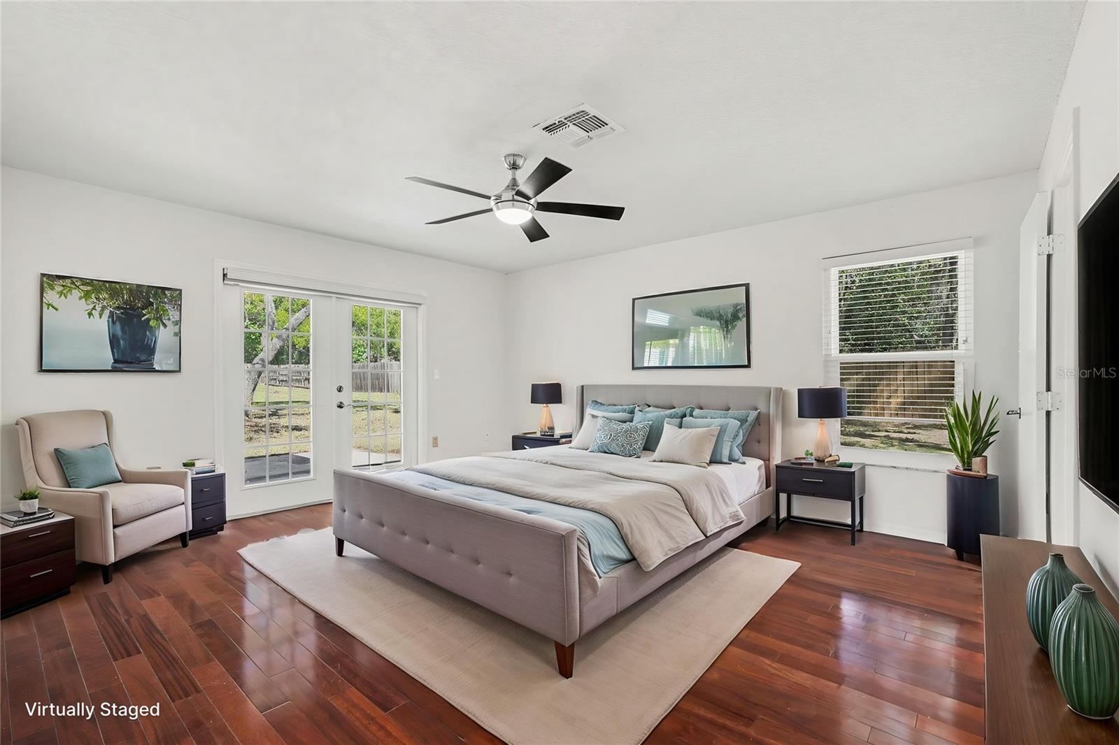 Listing photo id 21 for 18731 Firethorn Drive