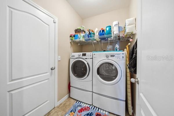 Image 16 of 36 For 11215 Paradise Point Way