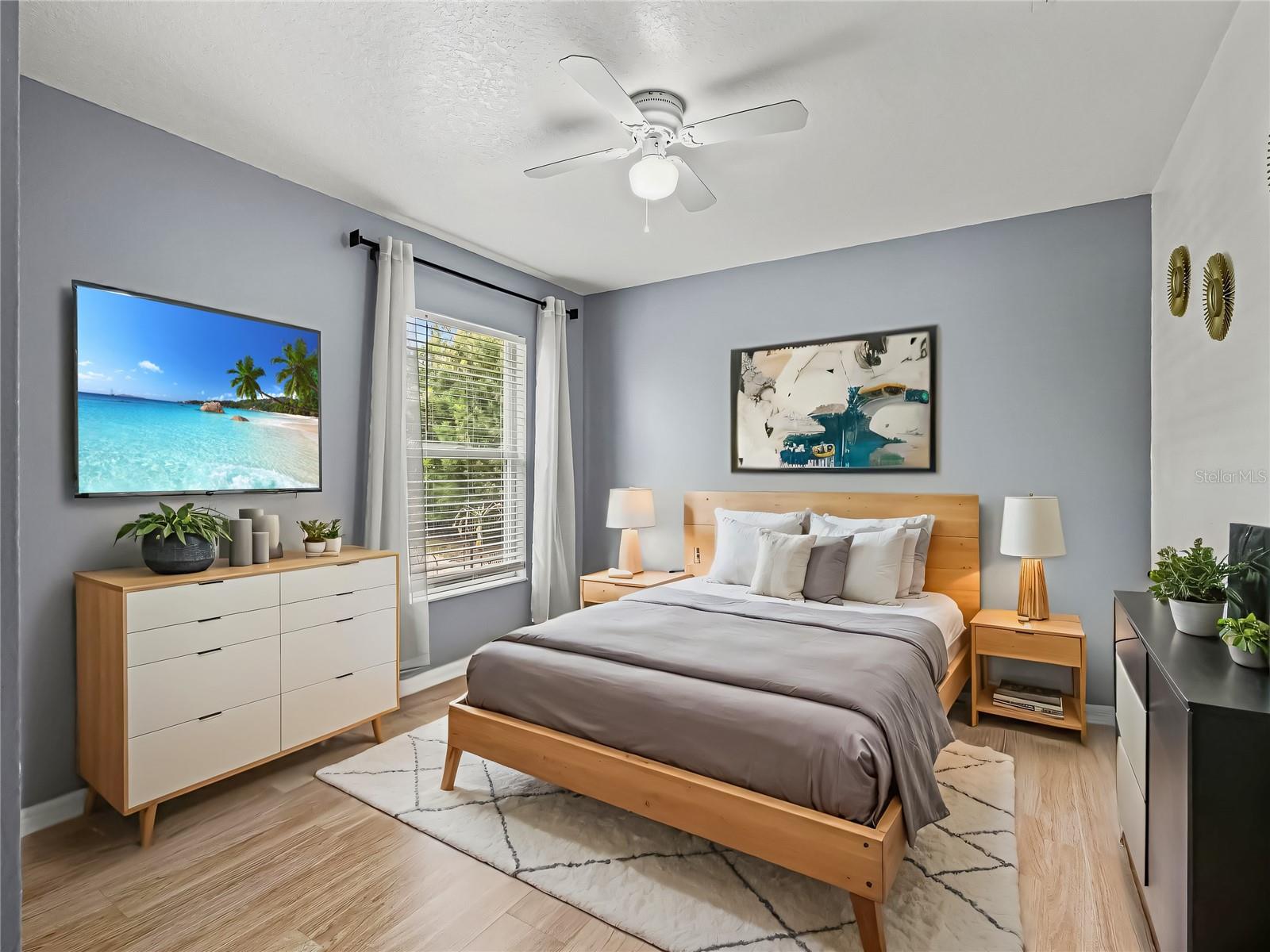 Image 26 of 52 For 3749 Pendlebury Drive