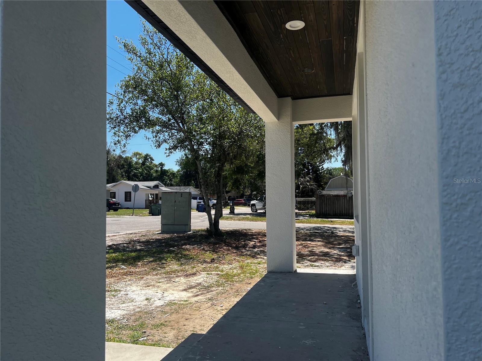 Image 4 of 15 For 1514 Juneau Street