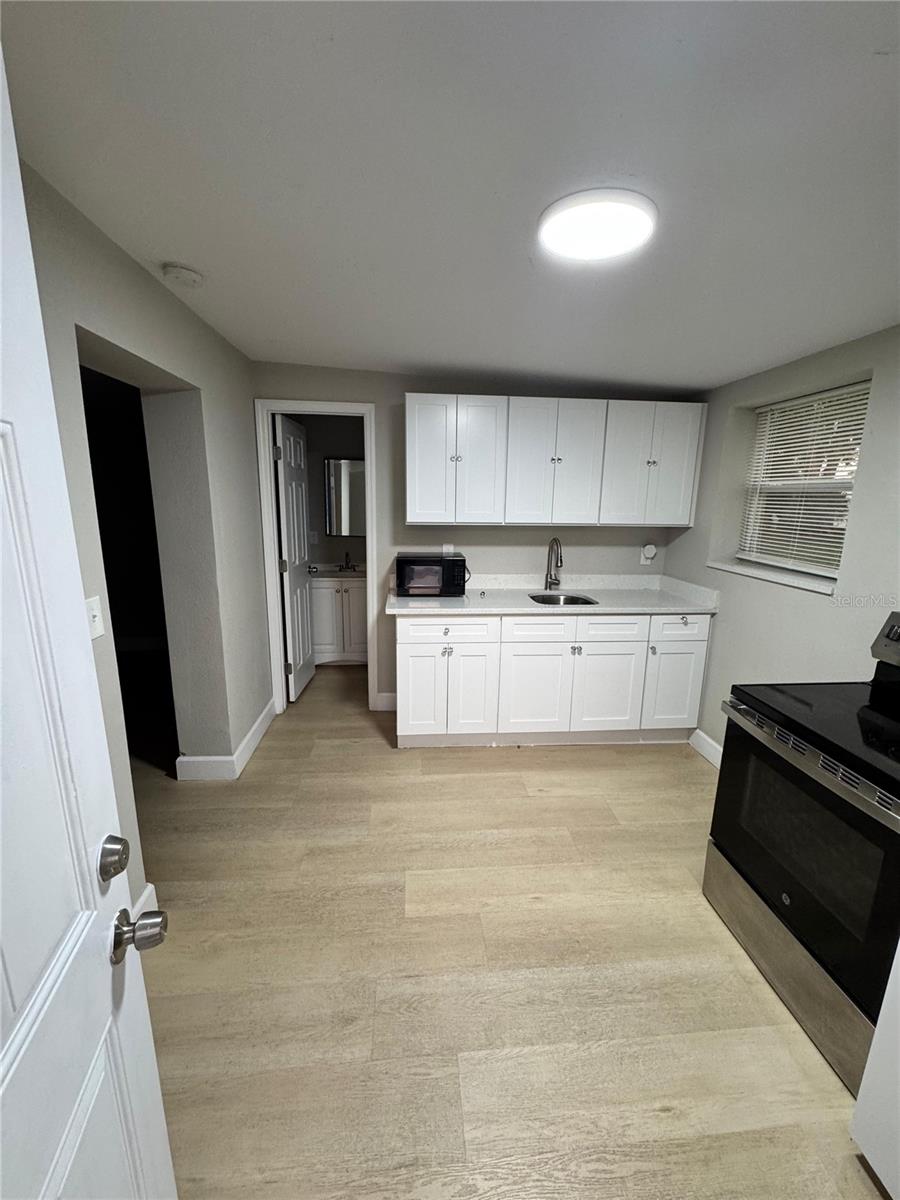 Image 16 of 19 For 6809 Gunlock Avenue