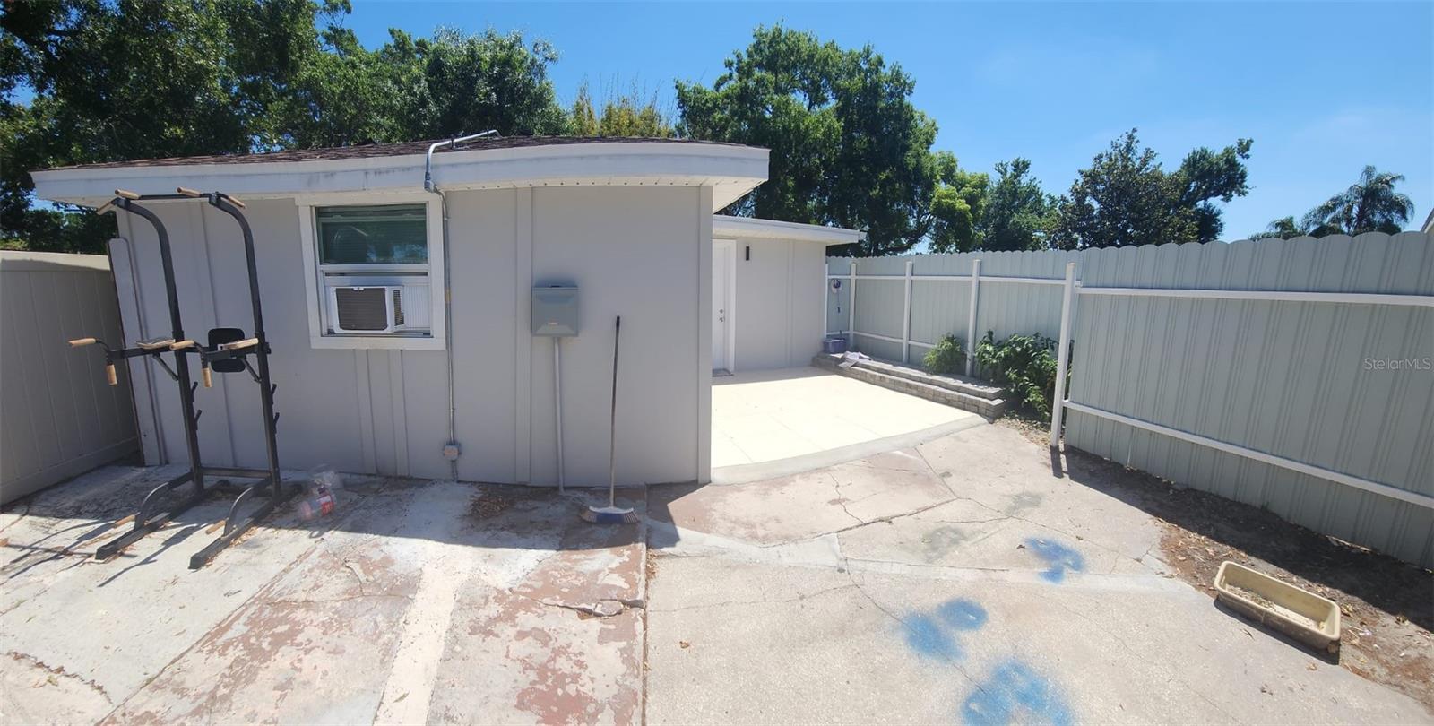 Image 4 of 19 For 6809 Gunlock Avenue