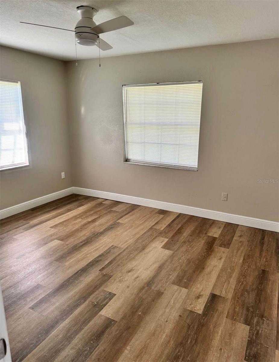 Image 9 of 19 For 6809 Gunlock Avenue