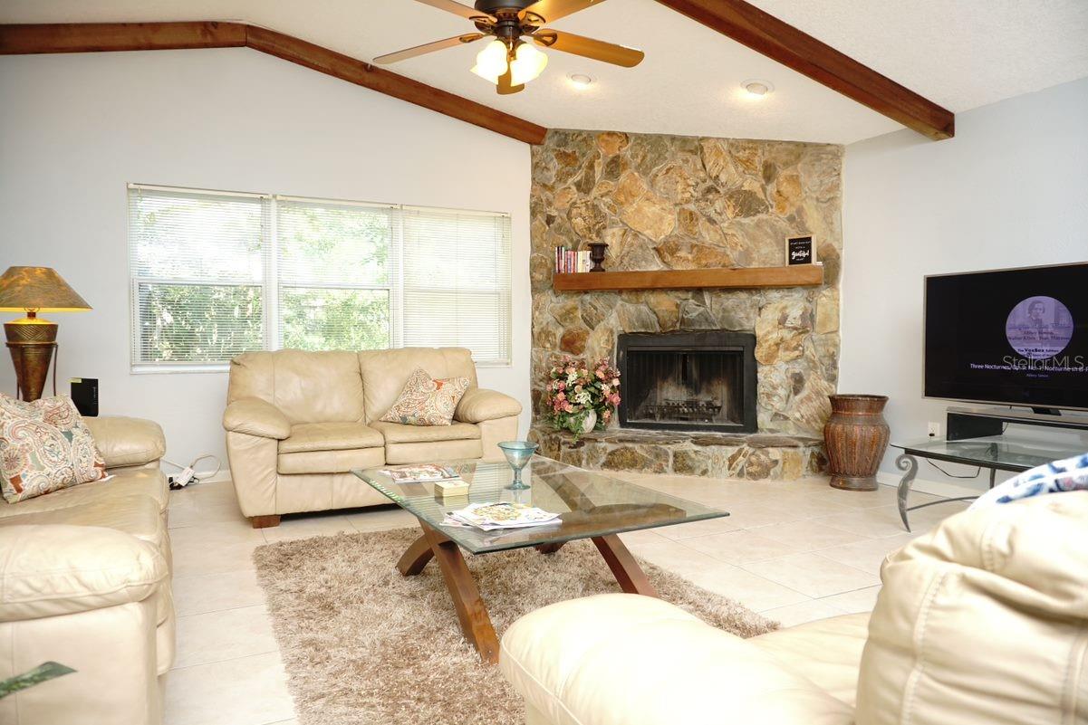 Image 5 of 10 For 3139 Carlos Drive