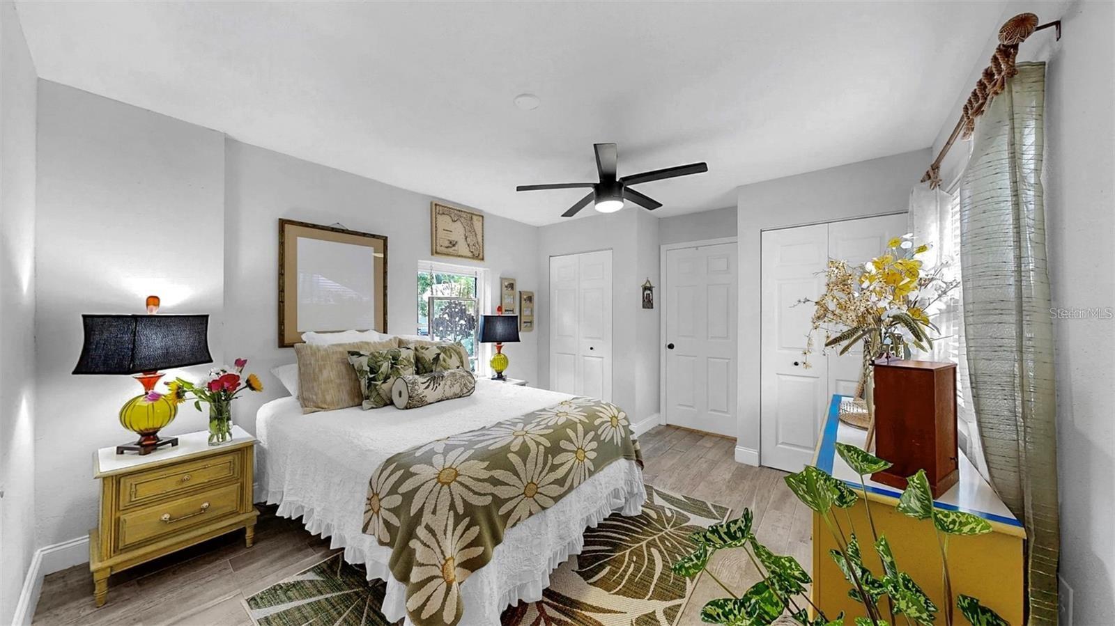 Image 14 of 44 For 4020 Queen Street N