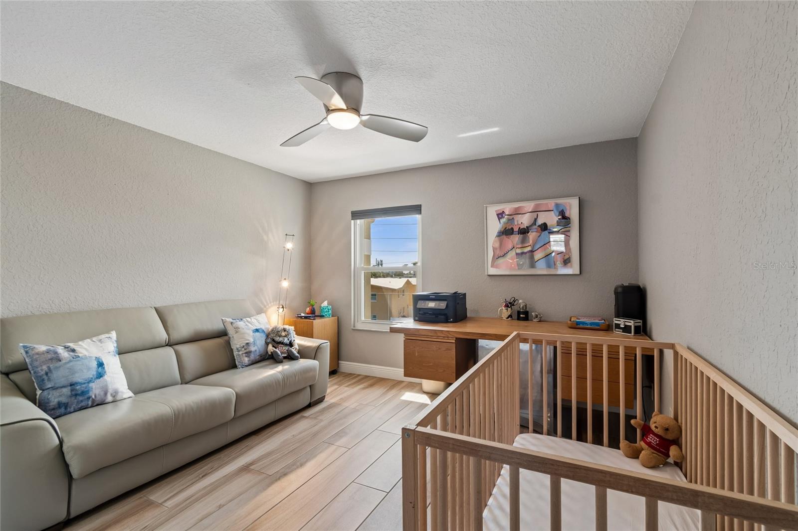 Image 25 of 34 For 152 117th Avenue