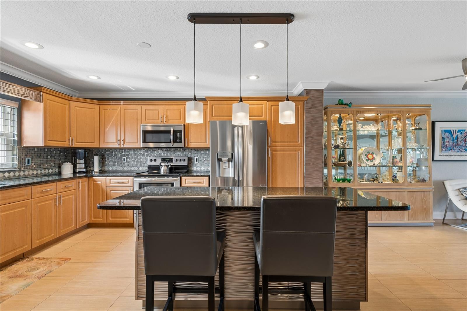 Image 5 of 34 For 152 117th Avenue